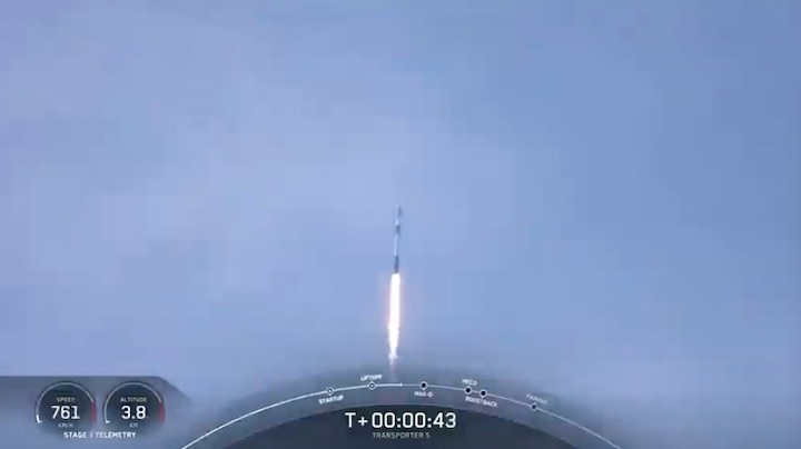 spacex-dragon-cargo25-launch-ah
