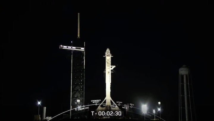 spacex-dragon-crs27-launch-aed