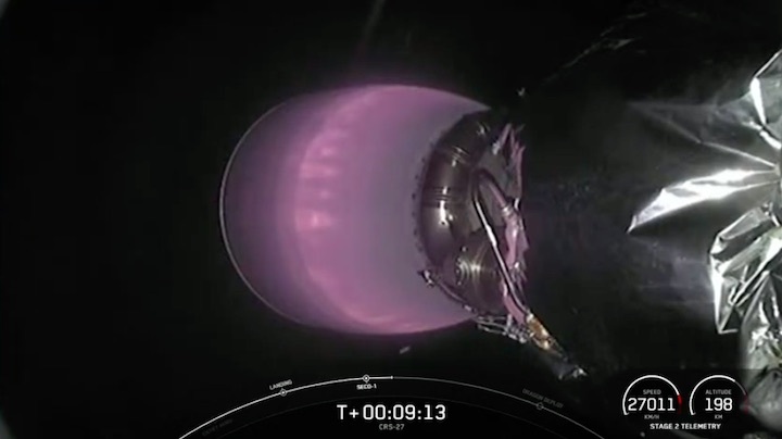 spacex-dragon-crs27-launch-aj