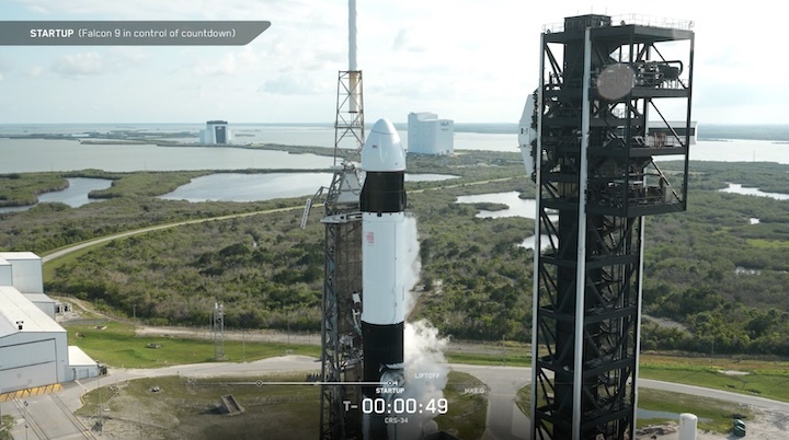 spacex-dragon-crs34-launch-ae