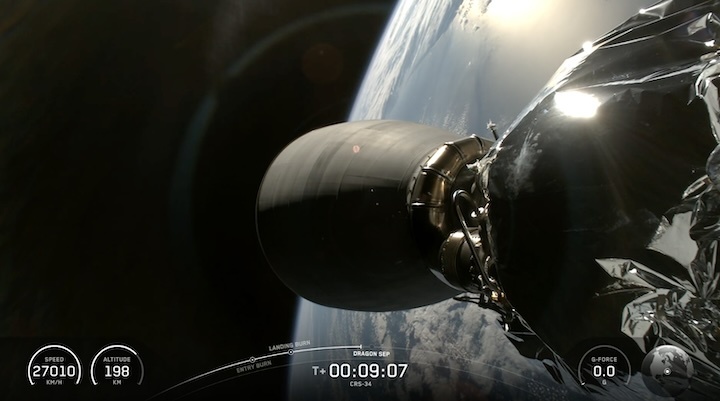 spacex-dragon-crs34-launch-ap