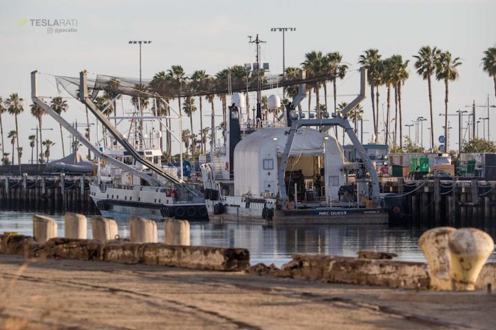 spacex-fairing-recovery-boats--1