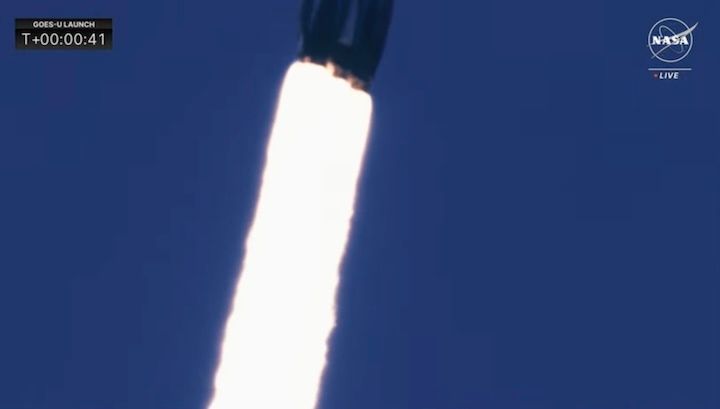 spacex-falcon-heavy-goes-u-mission-aj