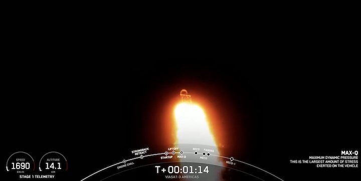 spacex-falcon-heavy-viasat3-launch-akd