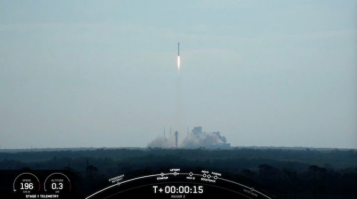 spacex-falcon9-maxar-launch-adb