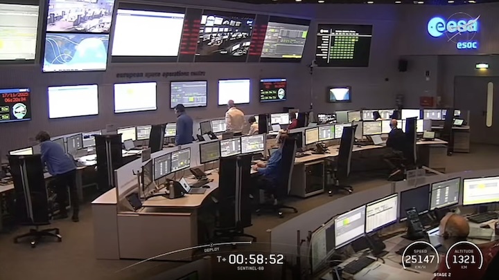 spacex-falcon9-s6b-sentinel-mission-azb