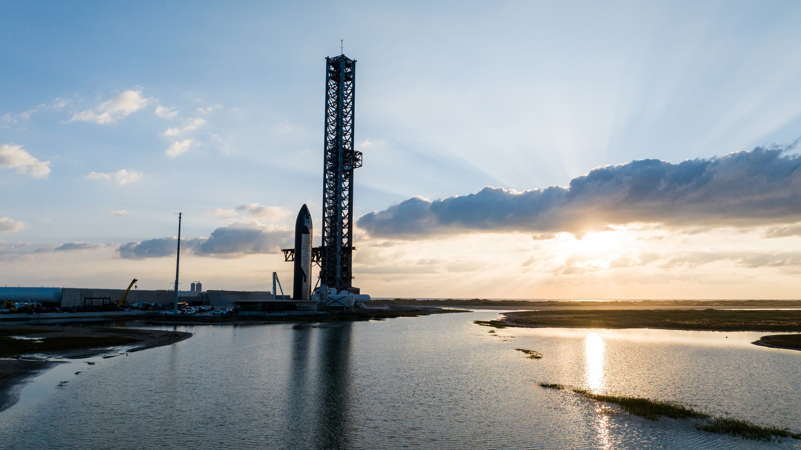 spacex-starship-ift-6-roll-test-pad-scaled