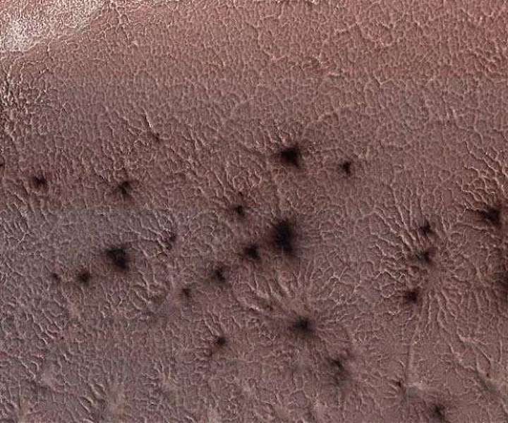spidery-channels-mars-ground-mro-2018-south-pole-carbon-dioxide-ice-cap-hg