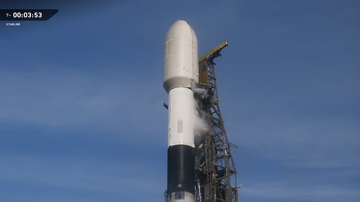 starlink-305-launch-aa