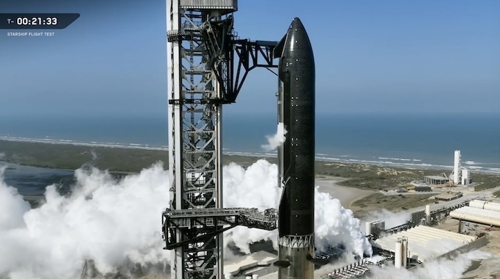 starships-12-launch-ac
