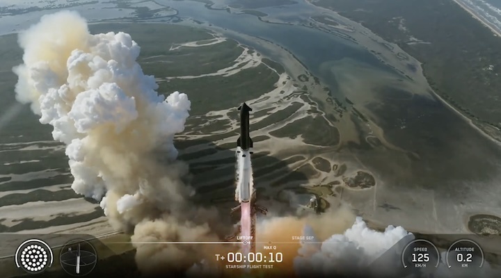 starships-12-launch-aia