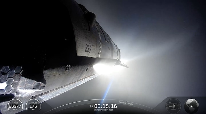 starships-12-launch-bb