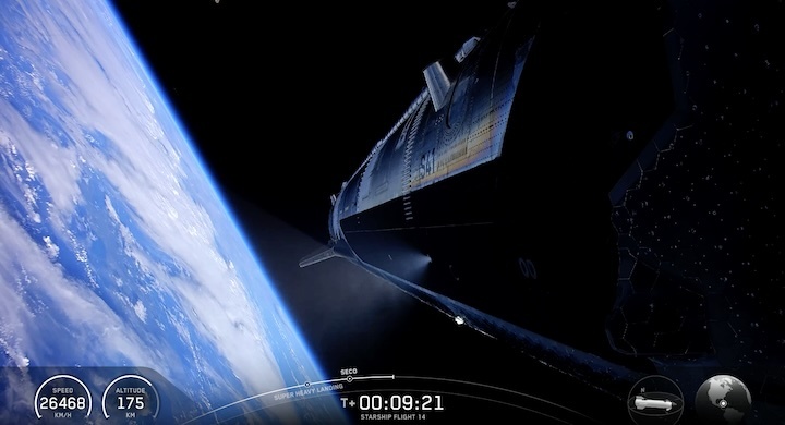starships-14-launch-av