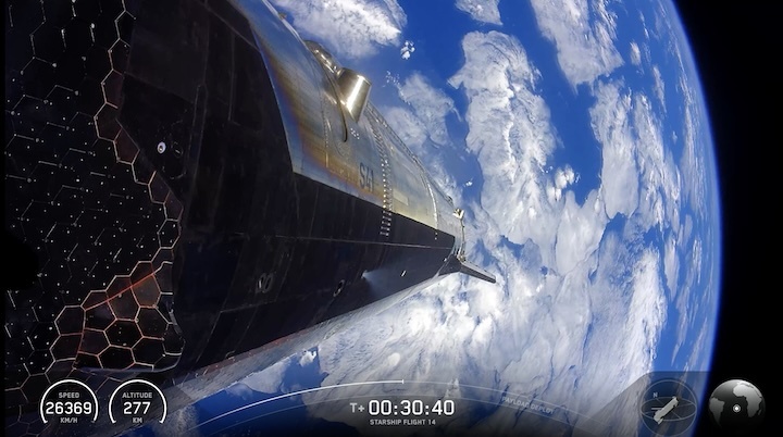 starships-14-launch-azd