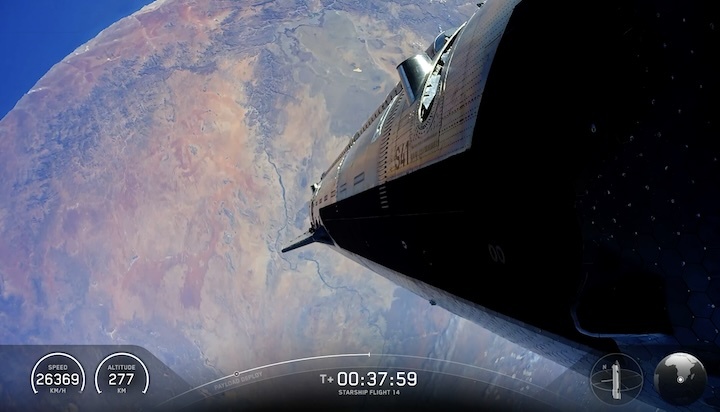 starships-14-launch-azg