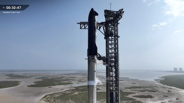 starships-9-launch-ae