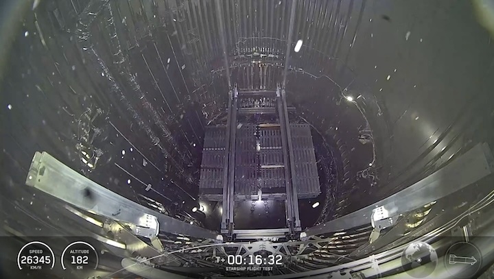 starships-9-launch-azw