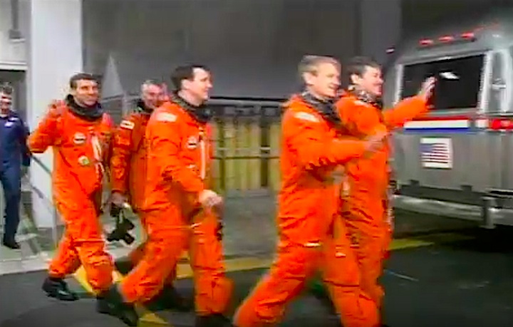 sts36-mission-ab