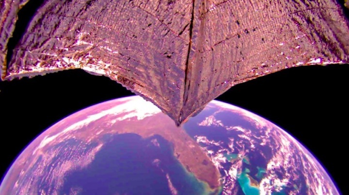 the-planetary-societys-lightsail-2-spacecraft