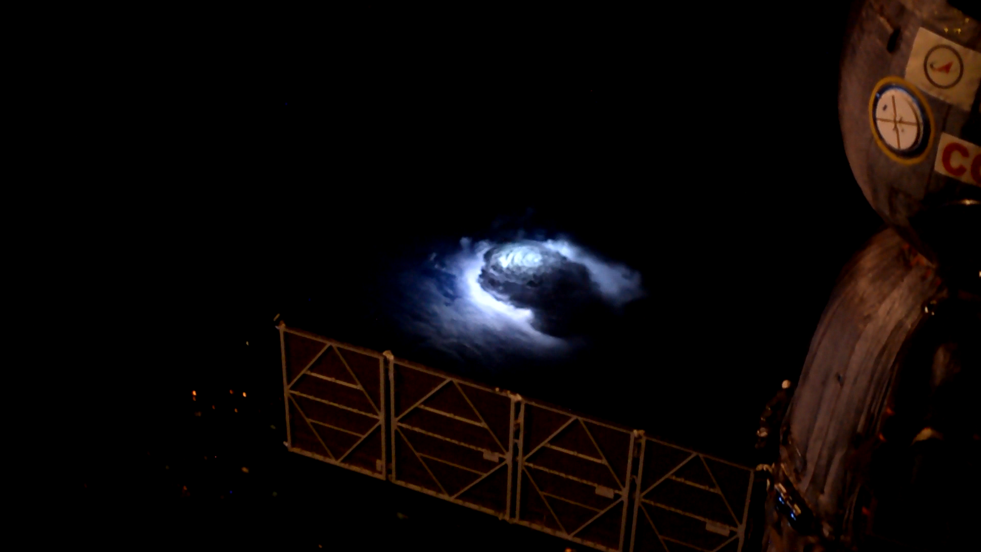 thunderstorm-seen-from-space-station-pillars