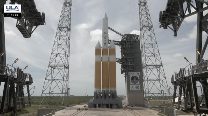 ula-delta-heavy-nrol-70-launch-bjc